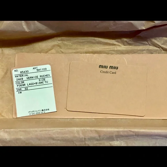 Miu Miu Authentic Wallet With Ribbon Frill. PRECIOUS!! - Picture 4 of 8